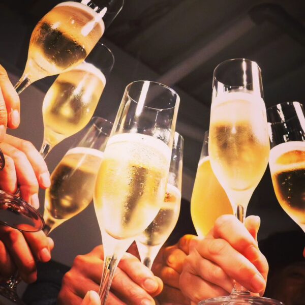 人とAIが共に進む会社|アイネットテクノロジーズ 2025年合同忘年会レポート