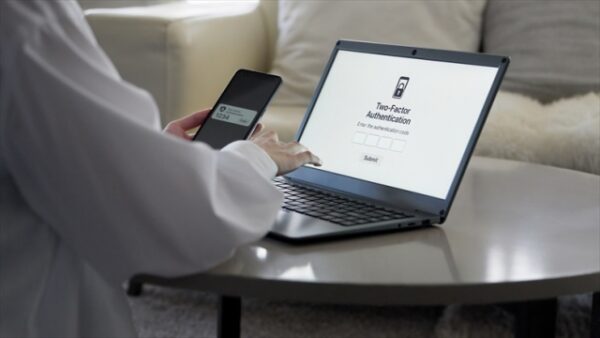 多要素認証(MFA)の種類とは？認証要素の違いや代表的な組み合わせをわかりやすく解説